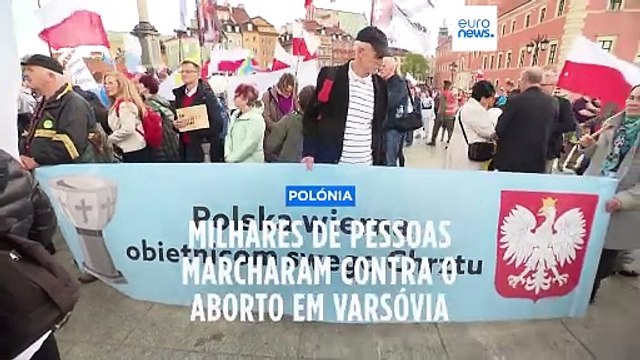 Milhares de polacos marcharam contra o aborto em Varsóvia