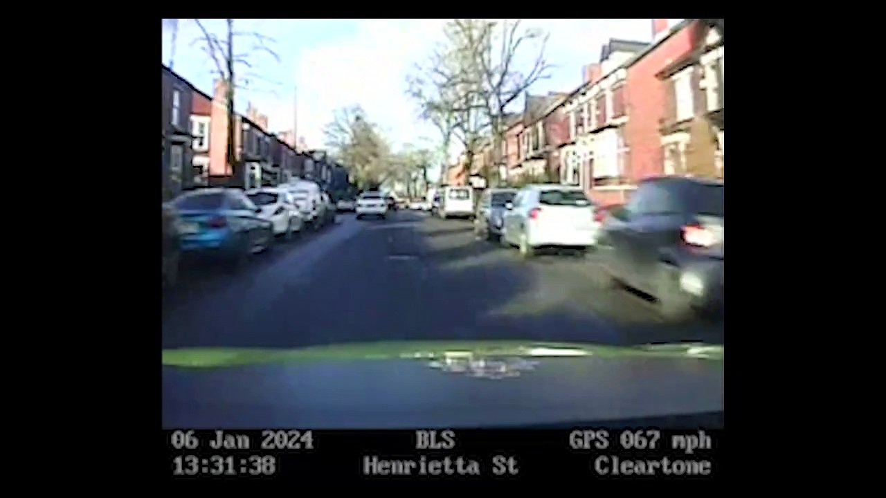 Car thief chased by police after stealing vehic...