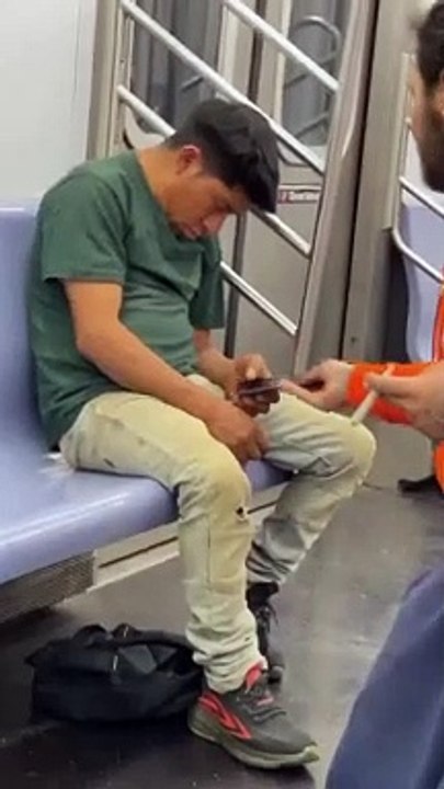 Dude will be so confused looking at his phone