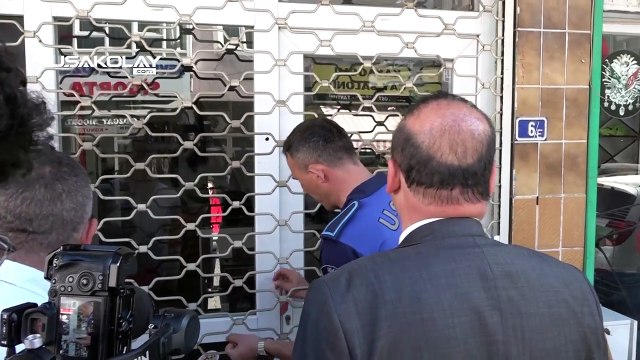 Uşak Belediye Başkanı Özkan Yalım Yabancı Uyruklu İşletmeleri Mühürletti