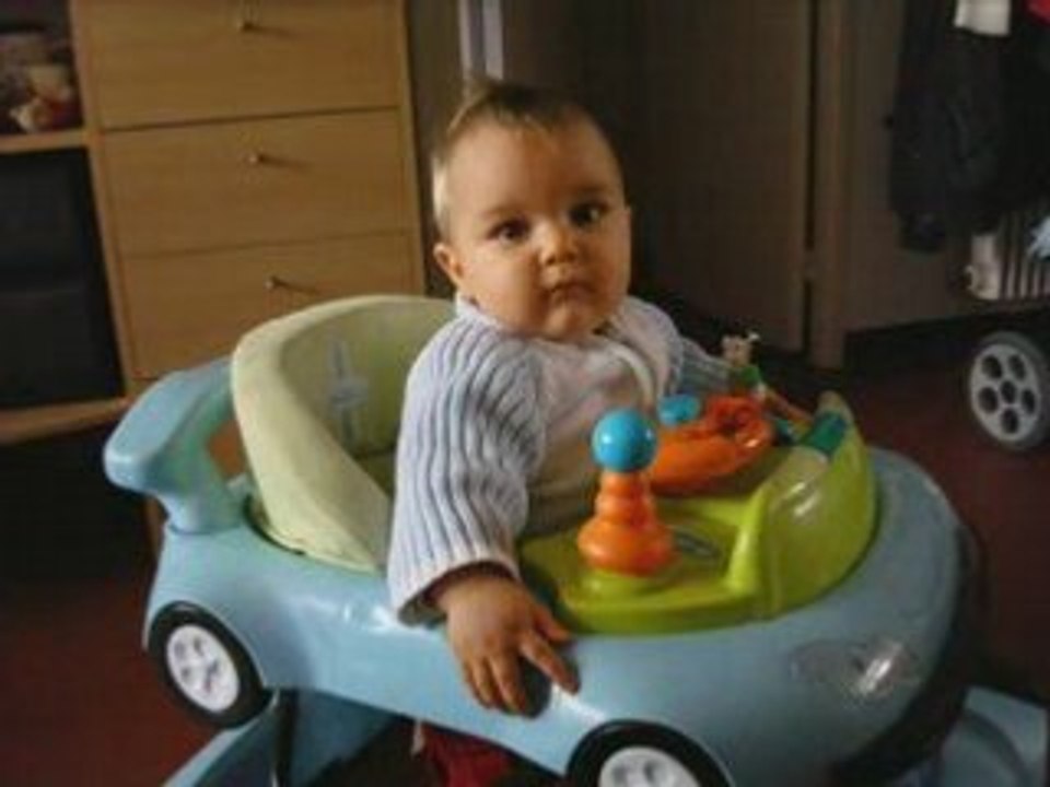 Mathias ds son  trotteur photo