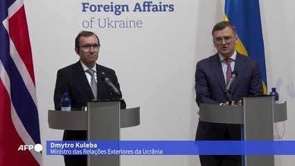 Ucrânia questiona falta de apoio ocidental; bombardeios russos deixam pelo menos seis mortos