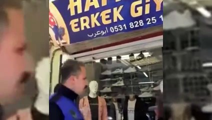 Vaatlerinden biriydi! Arapça tabelalar teker tek kaldırıldı