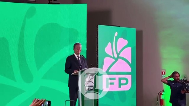 Leonel asegura 288 artículos de la canasta básica han registrado incremento por la inflación