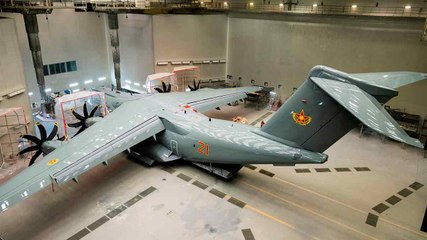カザフスタン向けの最初のA400Mの準備プロセスを示すビデオ
