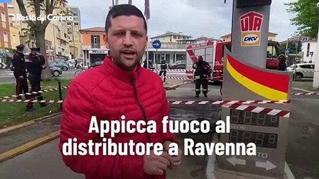 Appicca fuoco al distributore a Ravenna: il video