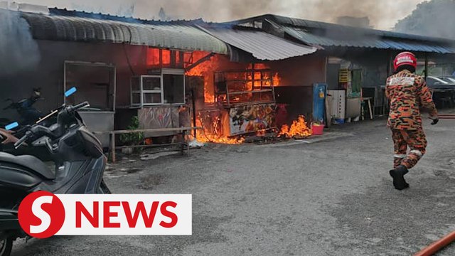 Famous Batu Lanchang nasi tomato stall razed in fire