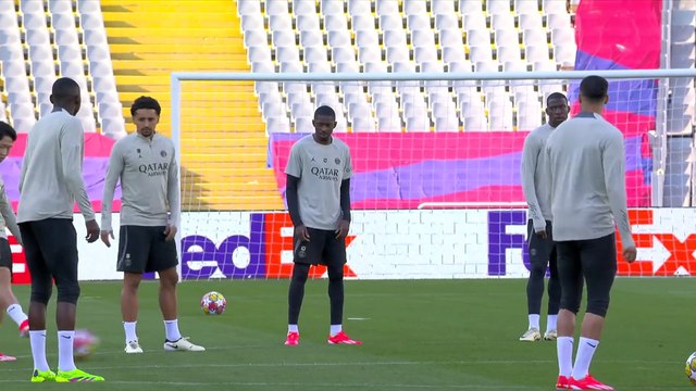 PSG train ahead of crucial Barcelona UCL second leg trailing 3-2