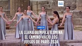 La llama olímpica ilumina el camino hacia los Juegos de París 2024
