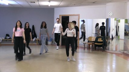 KOÜ öğrencileri, arkadaşlarını trafik kazasında kaybetmenin acısını yaşıyor