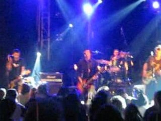 scums "j irai crier" concert friandisc Lorient avril 2008