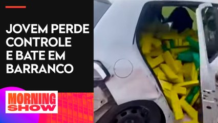 Adolescente capota carro com 559 kg de maconha