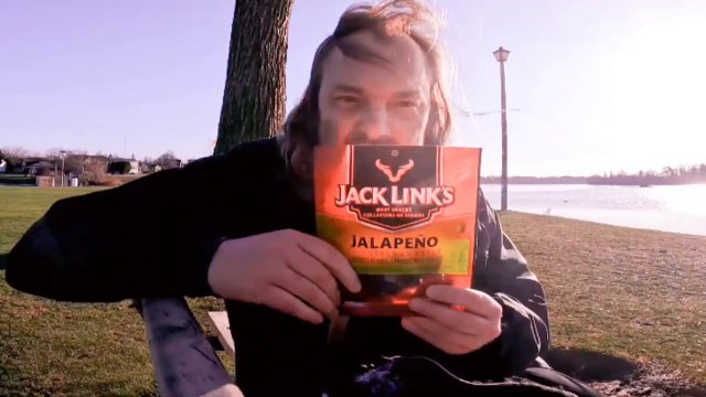 Jack Links Meat Snacks Jalapeño Beef Jerky Review