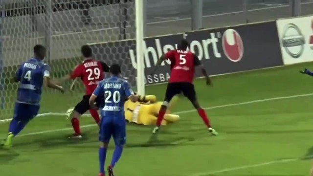 2012-2013 - J35 - M. YATABARE - ARLES AVIGNON - GUINGAMP 0-2