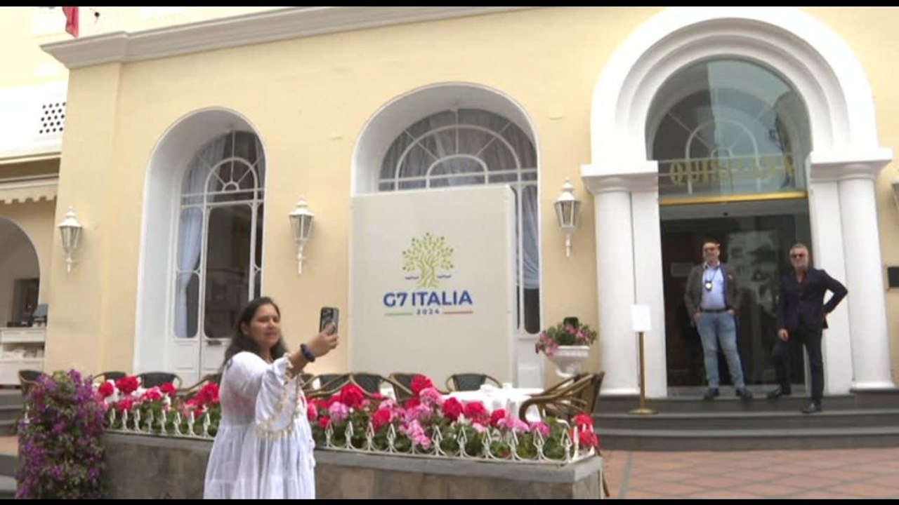 Capri alla vigilia del G7, tra agenti e turisti curiosi