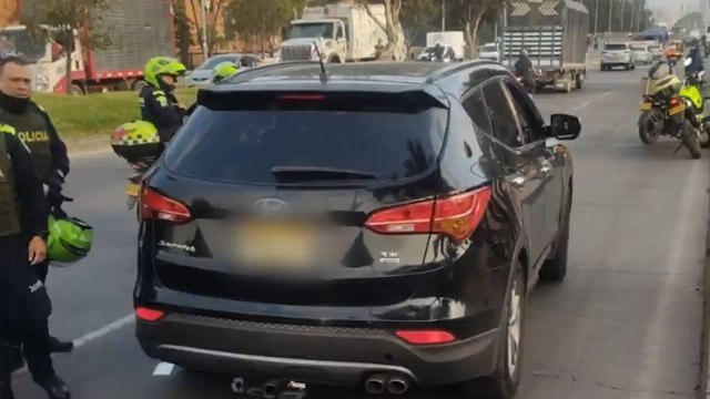 Capturan a los presuntos asesinos de un hombre que fue lanzado desde una camioneta en Bogotá