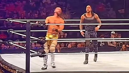 Seth Rollins vs Damian Priest - WWE Live