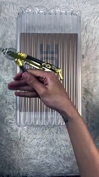 Quoi! !!!!! !!!!! !!!!! Vous pouvez obtenir une paire de ces chaussures pour 100 $? ????? ????? #sneakers # chaussures #nike #nikedunk #diy #dunK