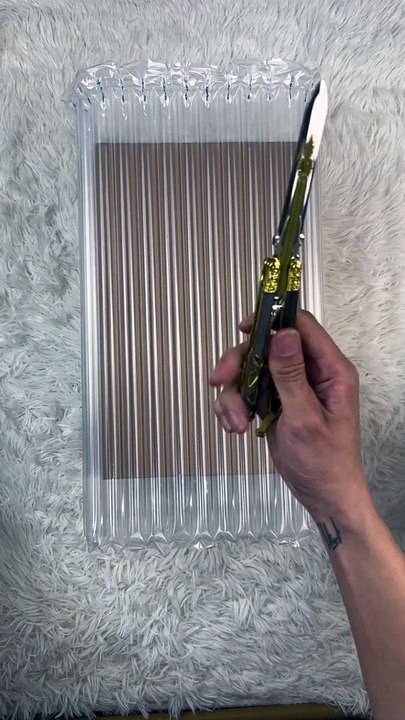 Quoi! !!!!! !!!!! !!!!! Vous pouvez obtenir une paire de ces chaussures pour 100 $? ????? ????? #sneakers # chaussures #nike #nikedunk #diy #dunK