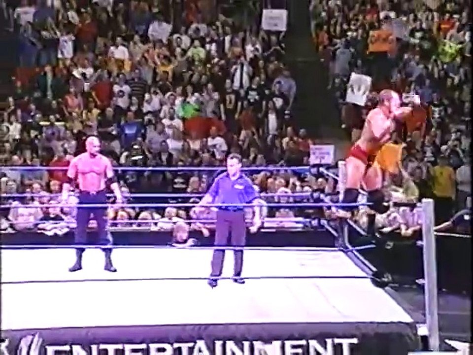 Mike Bollea (Horace Hogan) vs. Val Venis