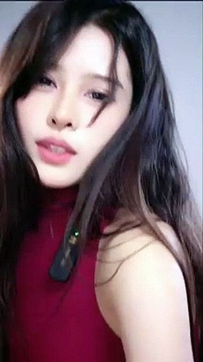 A roundup of the longest-legged beauties on the internet. Here come the beauties, performing sexy dances.