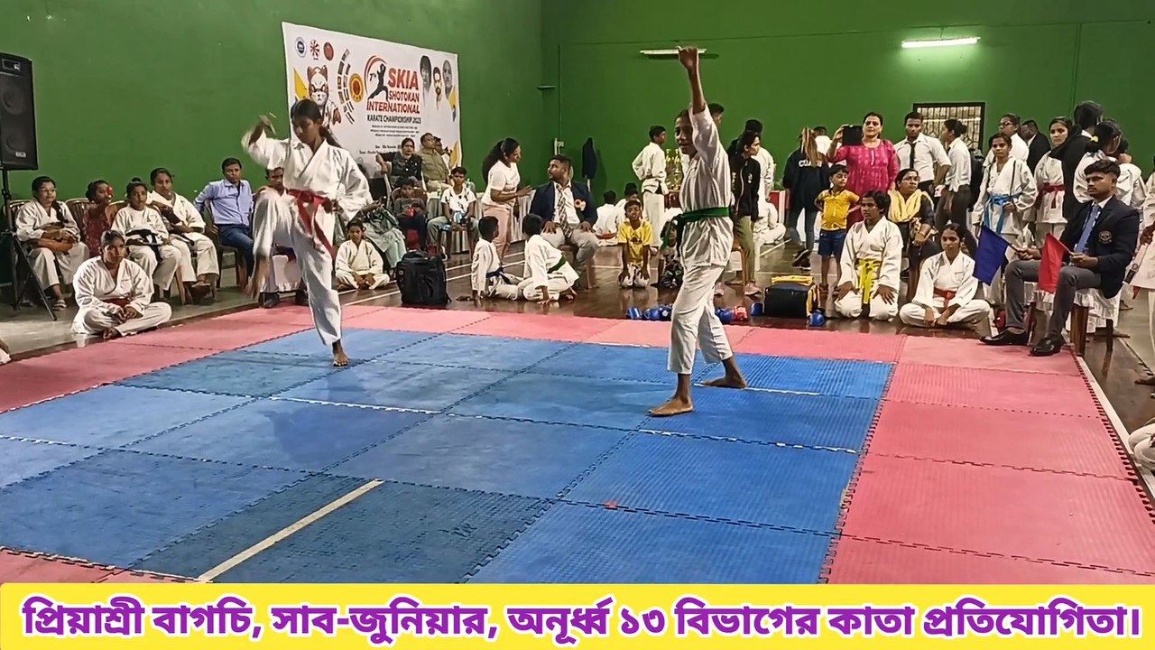 আন্তর্জাতিক ক্যারাটে প্রতিযোগিতায় স্বর্ণপদক পেলো বাংলার তিন ছাত্রী।