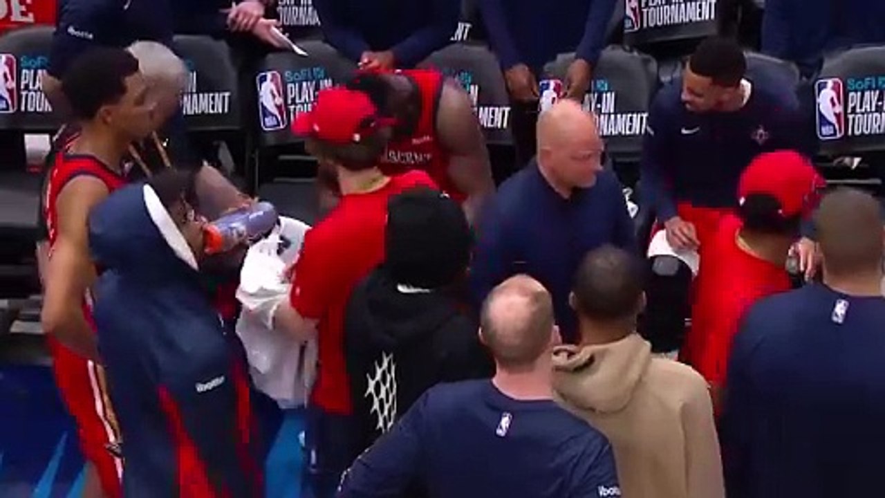 Zion Williamson sort sur blessure