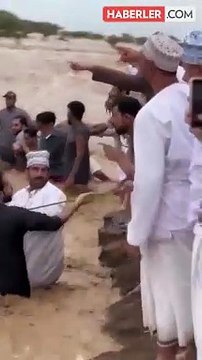 Umman'da sel felaketi: 18 ölü Körfez ülkelerini şiddetli yağış vurdu