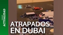 Cientos de coches, atrapados en Dubai por las inundaciones