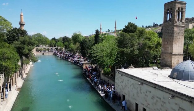 Şanlıurfa bayram tatilinde turistlerle dolup taştı