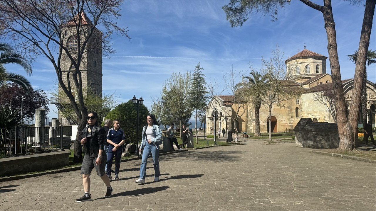Doğu Karadeniz tatilcilerin gözdesi oldu!