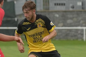 Gethin Evans gives man of the match performance for Dolgellau against Llanrhaeadr