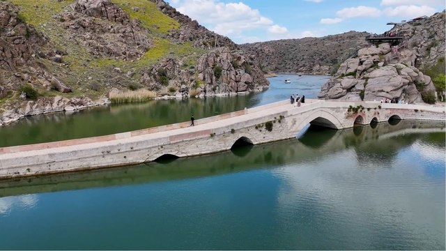 Tarihi mekanda bozlak türküleri yankılandı