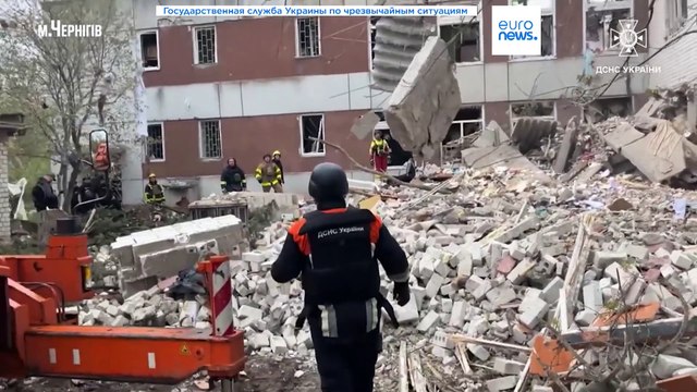 Российские войска ударили ракетами по центру Чернигова: число жертв и раненых растёт