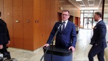 Krátenie eurofondov podľa P. Kmeca zatiaľ Slovensku nehrozí