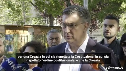 In Croazia premier vota e lancia appello: "Votate gente responsabile"