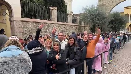 Vasco al Vittoriale, coda infinita di fan al Vittoriale