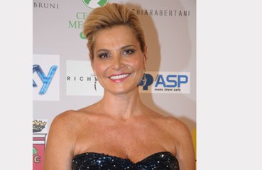 Simona Ventura pentita di un intervento estetico: ecco quale