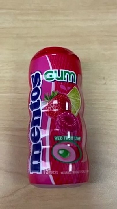 MENtos Red Fruit Lime