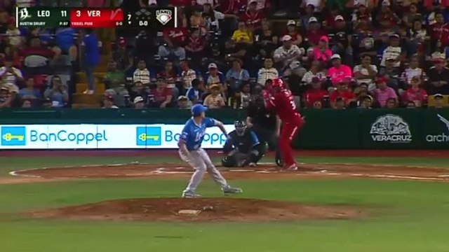 ¡El primer jonrón de la temporada de Yasiel Puig en la Liga Mexicana de Beisbol!