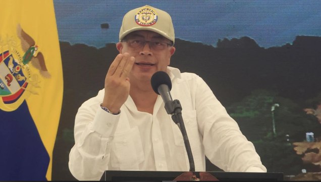 Nos está llevando al caos para hacer la constituyente que él quiere : sectores de oposición colombianos reaccionan a iniciativa del presidente Petro