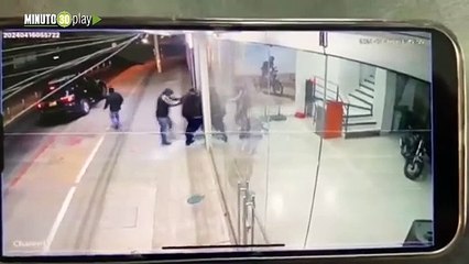 Las tenían pisteadas! Robo millonario en un concesionario de motos en Mosquera