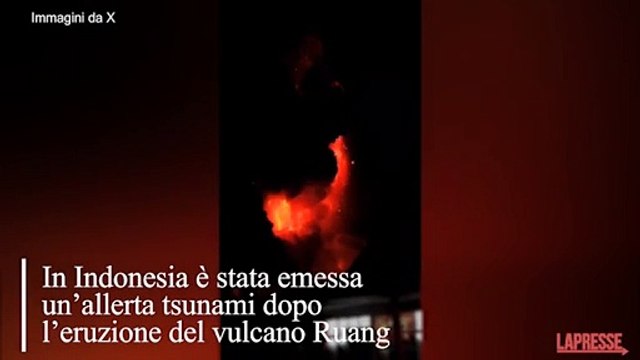 Indonesia, allerta per l'eruzione del vulcano Ruang: le spettacolari immagini