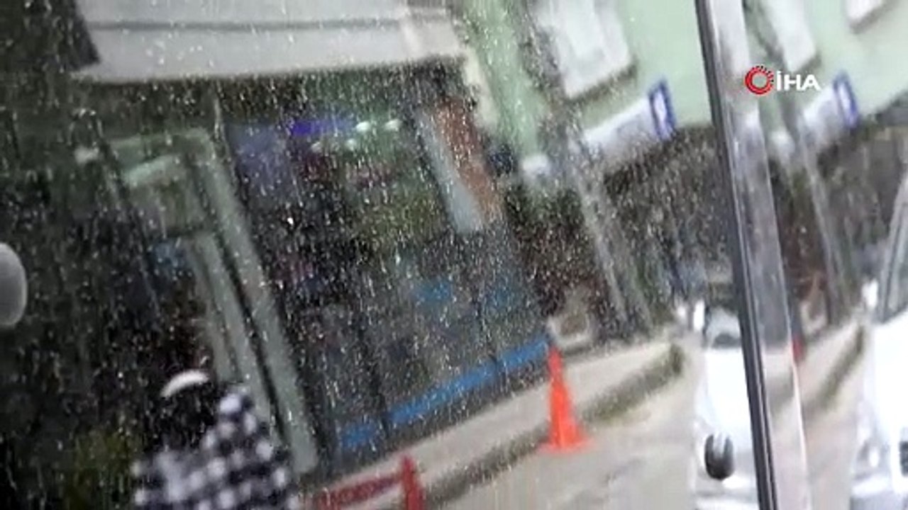 İstanbul'da gökten çamur yağdı