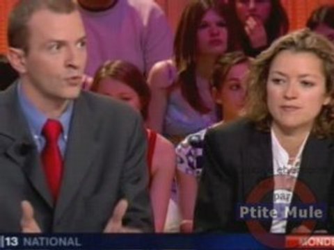 Arche de Zoé : Breteau accuse