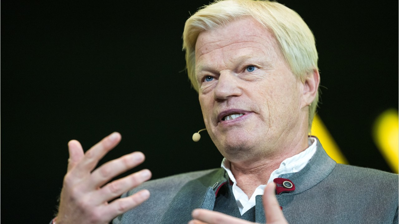 In Plauderlaune: Oliver Kahn spricht über Kritik von Hoeneß und die Trainersuche beim FC Bayern