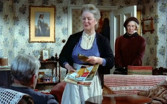 The Horse's Mouth (1958) Alec Guinness, Kay Walsh, Renee Houston | Hollywood Classics movie