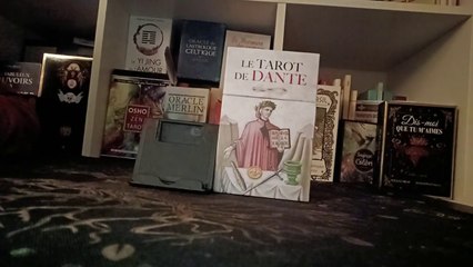 Le Tarot de Dante - A la recherche des neuf mondes (tarot, oracle, présentation...)
