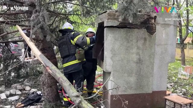 Rudal Mematikan Rusia Hancurkan Pusat Kota Chernihiv Ukraina