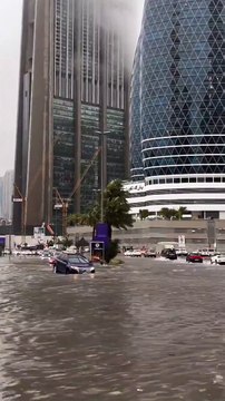 ALERTE : Avis de rester à la maison émis alors que de fortes pluies frappent les 7 Émirats, y compris Dubaï